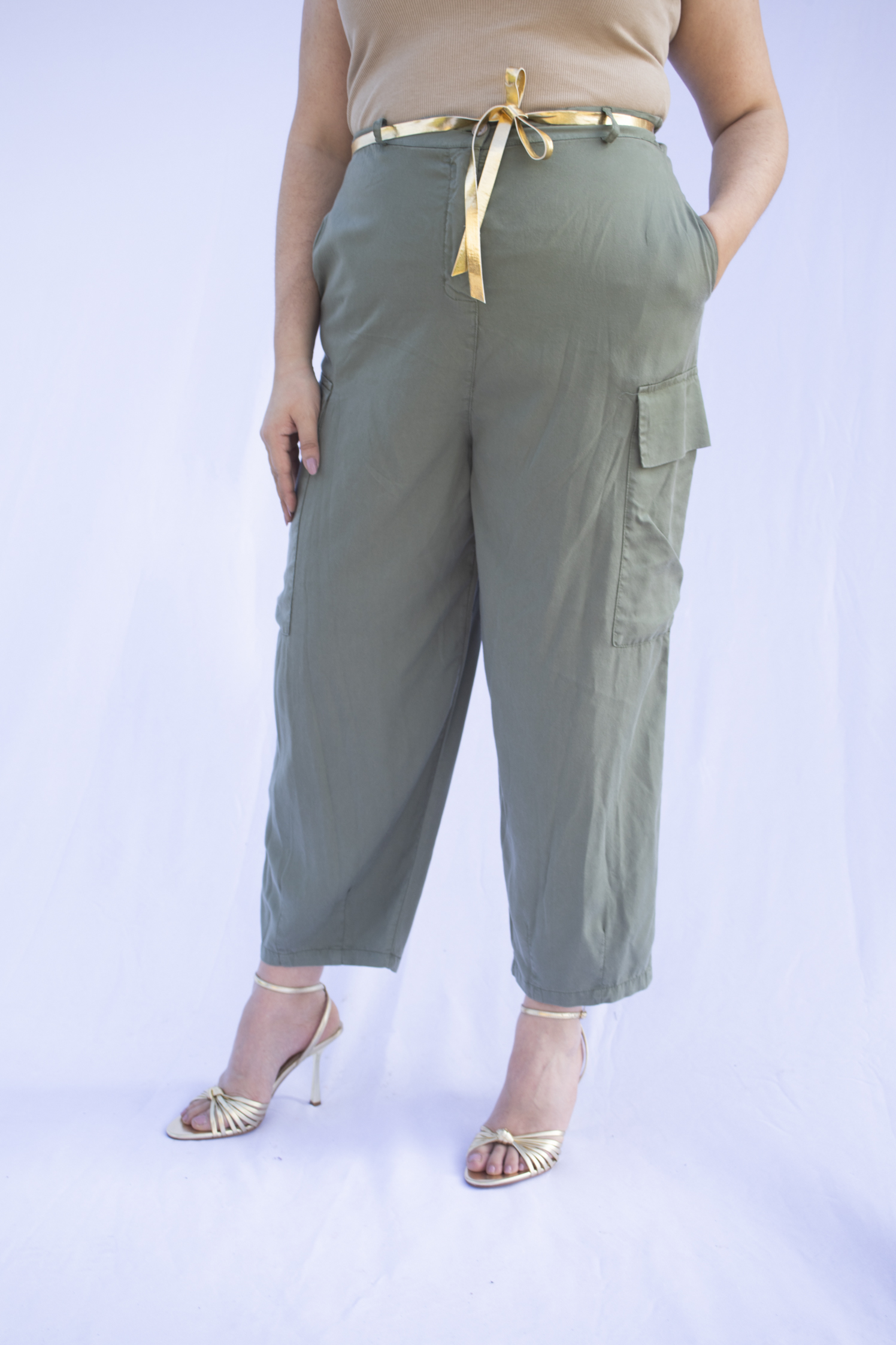 pantalon fluide avec ceinture grande taille